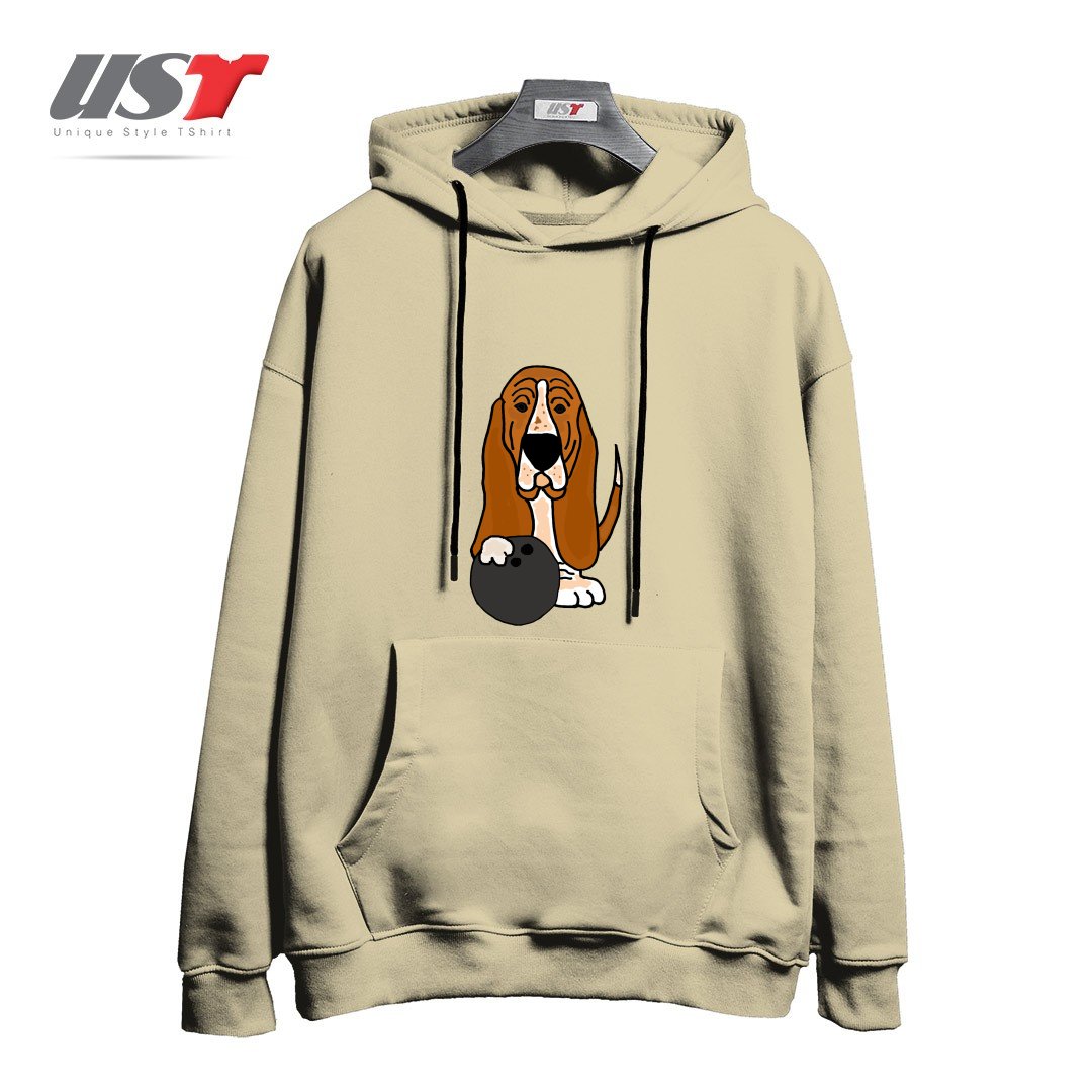 طرح FUNNY BASSET HOUND DOG BOWLING CARTOON هودی اورسایزرنگ نخودی