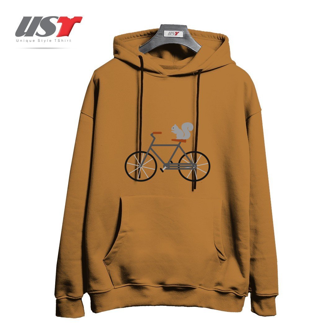 هودی اورسایز طرح SQUIRREL RIDING BIKE