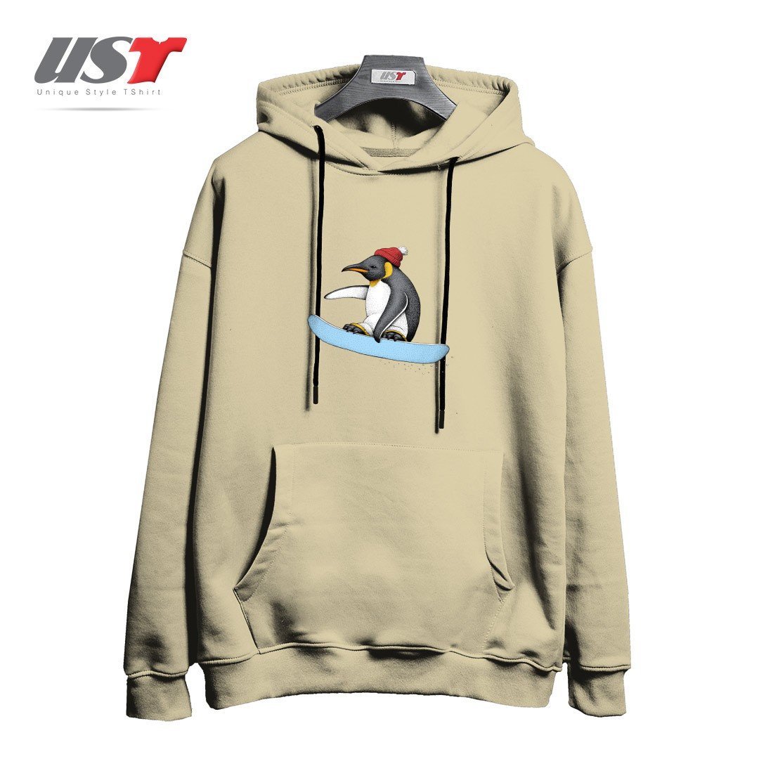 طرح FLYING PENGUIN (COLOR VERSION) هودی اورسایزرنگ نخودی