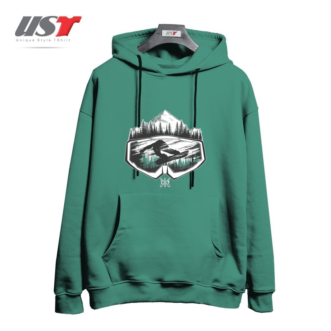 طرح SNOW AND WINTER ART هودی اورسایزرنگ سبز سدری