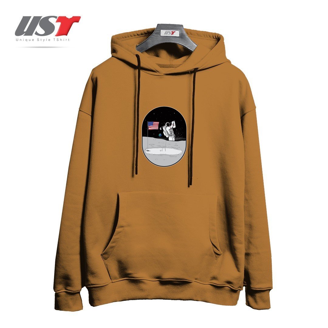 طرح MOON MAN BIRDIES IN SPACE هودی اورسایزرنگ نسکافه ای