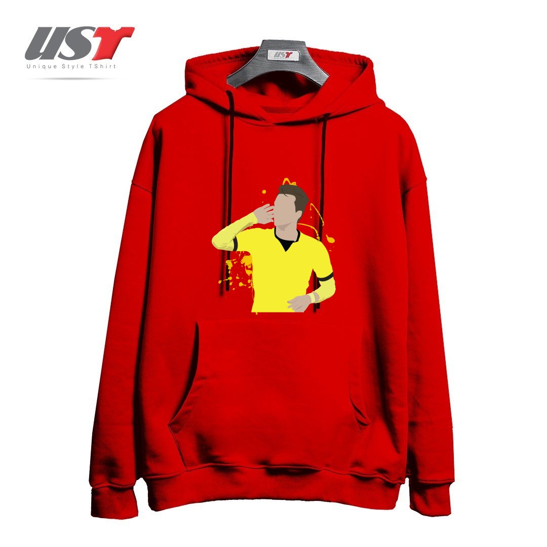 طرح MARCO REUS هودی اورسایزرنگ قرمز