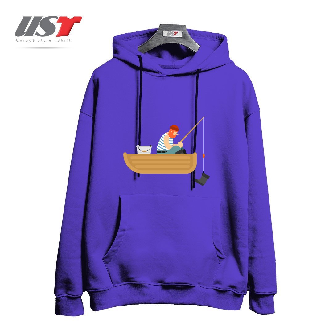 طرح FISHERMAN ON BOAT FISHING BOOT. FISHING ROD AND SHOE هودی اورسایزرنگ بنفش