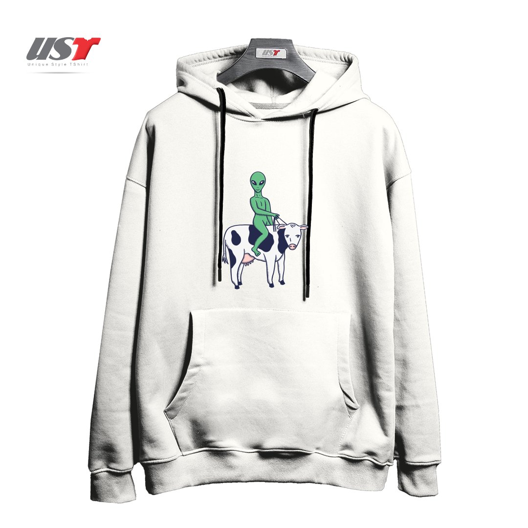 طرح ALIEN RIDING A COW