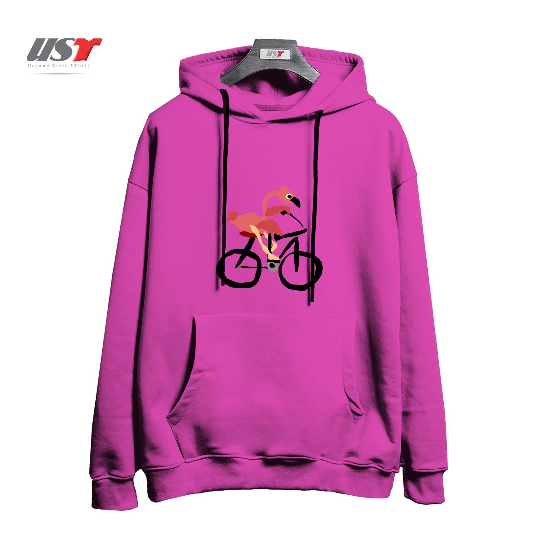 طرح FUNNY PINK FLAMINGO RIDING BICYCLE هودی اورسایزرنگ صورتی