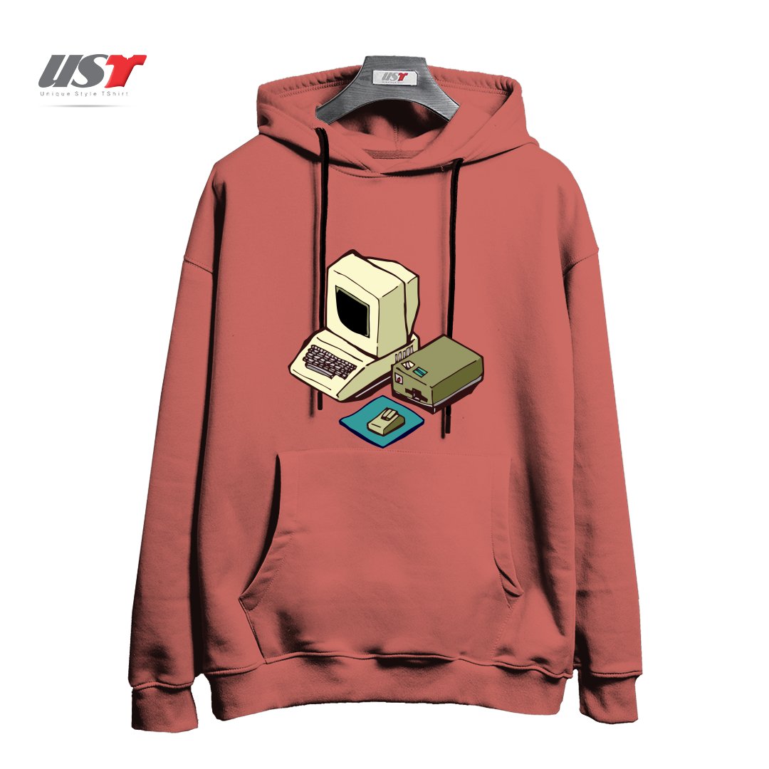 طرح 1980'S COMPUTER هودی اورسایزرنگ آجری