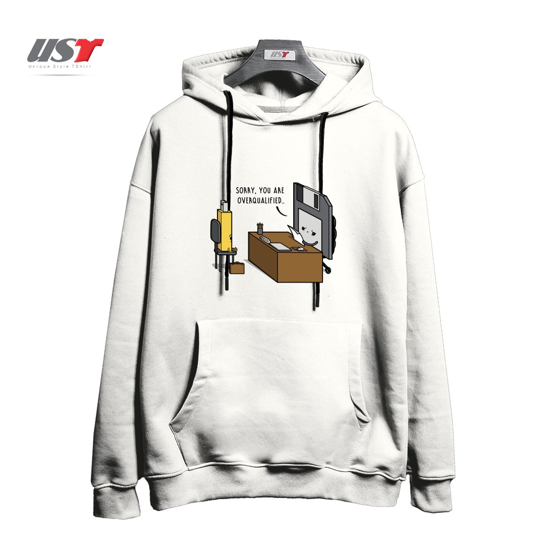 طرح OVERQUALIFIED! هودی اورسایزرنگ سفید