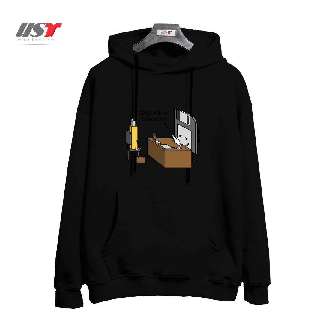 طرح OVERQUALIFIED! هودی اورسایزرنگ مشکی