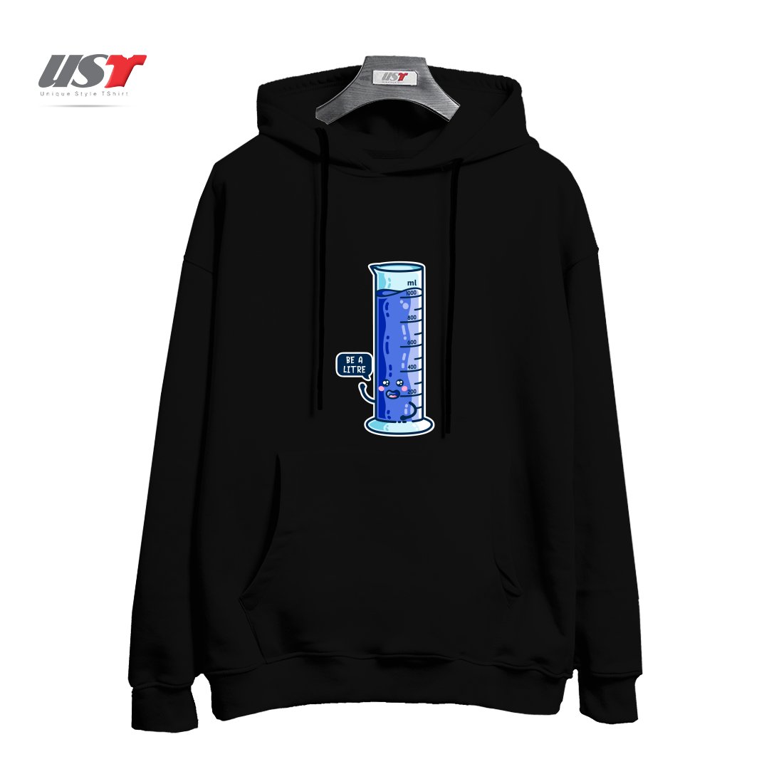 طرح BE A LITRE GRADUATED CYLINDER هودی اورسایزرنگ مشکی