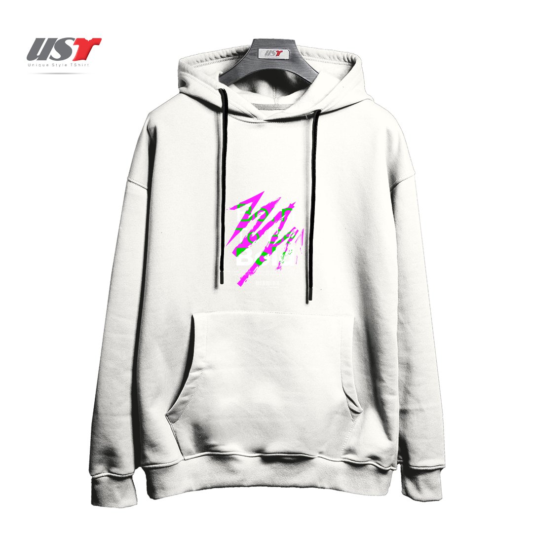 طرح typography 9 هودی اورسایزرنگ سفید