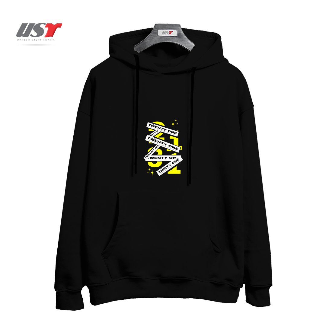 طرح typography 34 هودی اورسایزرنگ مشکی