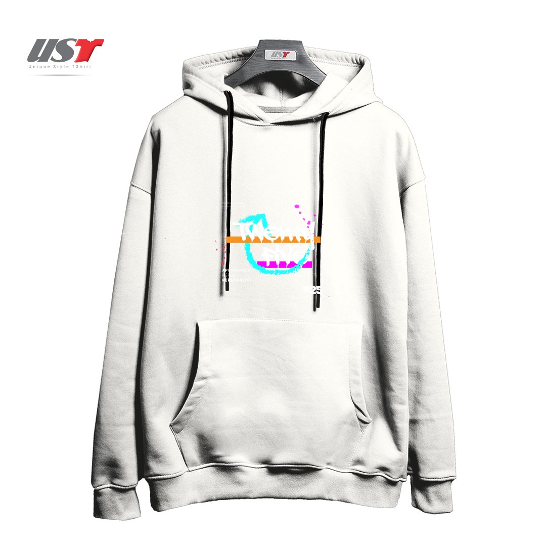 طرح typography 82 هودی اورسایزرنگ سفید