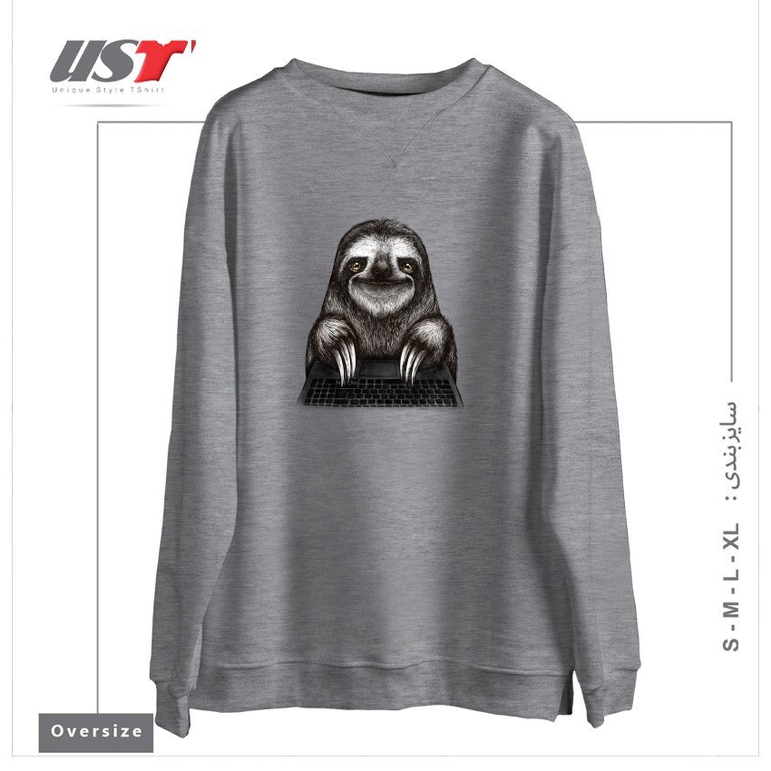 سوییشرت اورسایز طرح SMILING SLOTH WITH LAPTOP