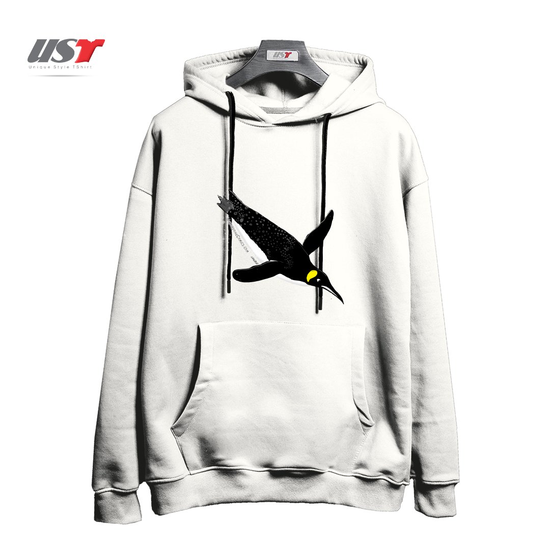 طرح FLY WITH THE KING PENGUIN هودی اورسایزرنگ سفید