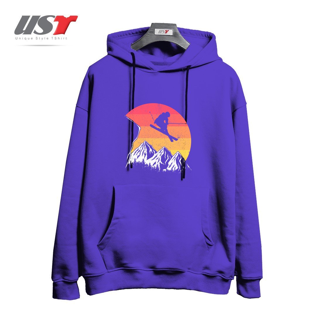 طرح VINTAGE ALPINE SKIING هودی اورسایزرنگ بنفش