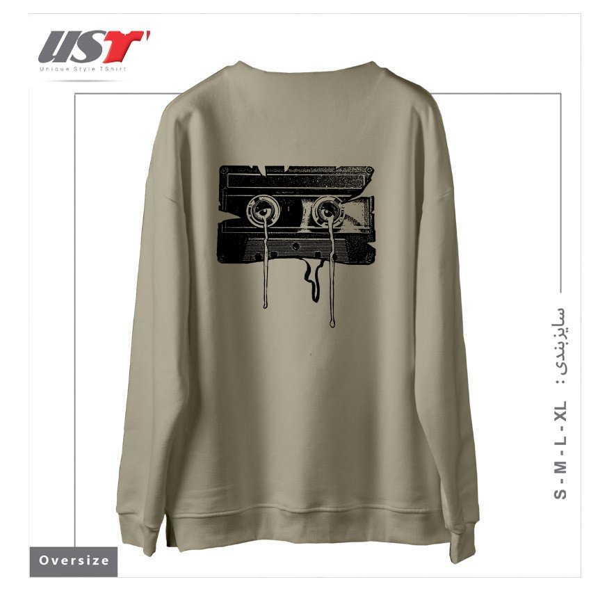 طرح CASSETTE MEMORIES سوییشرت اورسایزرنگ نخودی