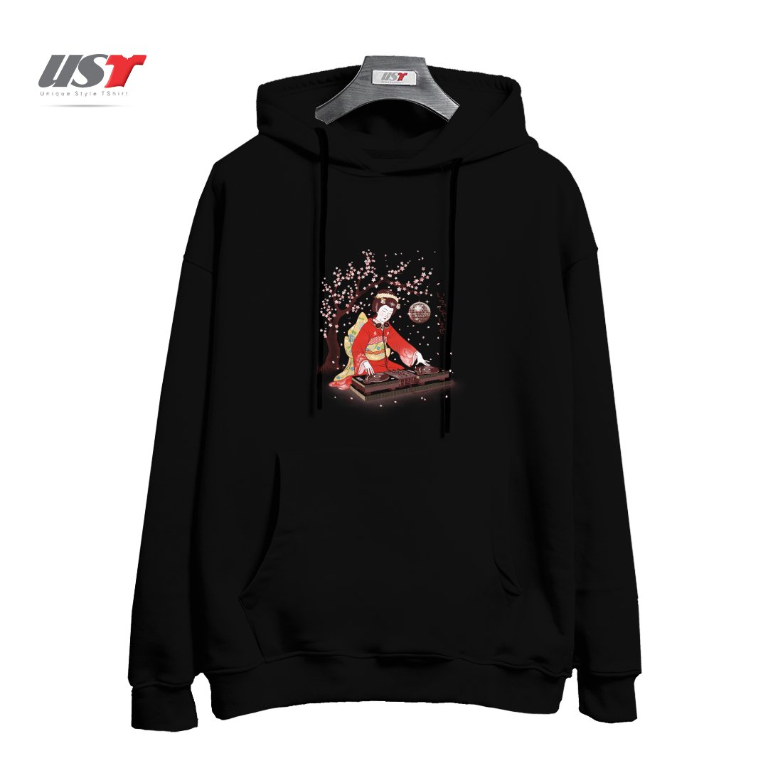 طرح DJ GEISHA هودی اورسایزرنگ مشکی