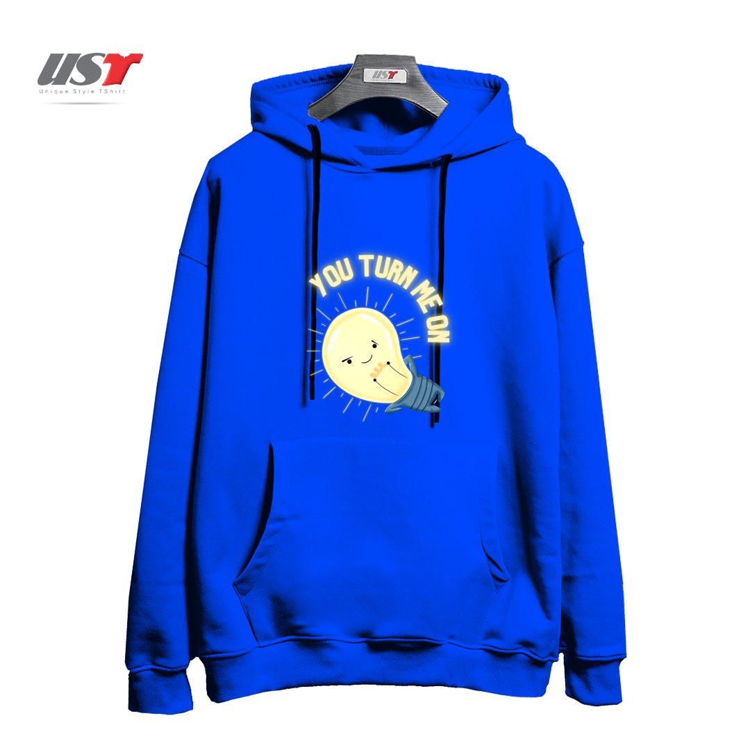 هودی اورسایز طرح YOU TURN ME ON LIGHT BULB