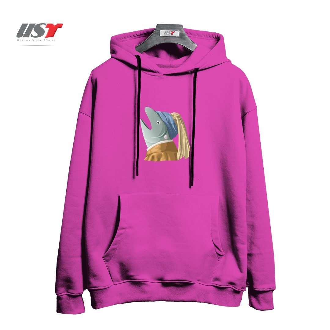 طرح FISH WITH PEARL EARRING هودی اورسایزرنگ صورتی