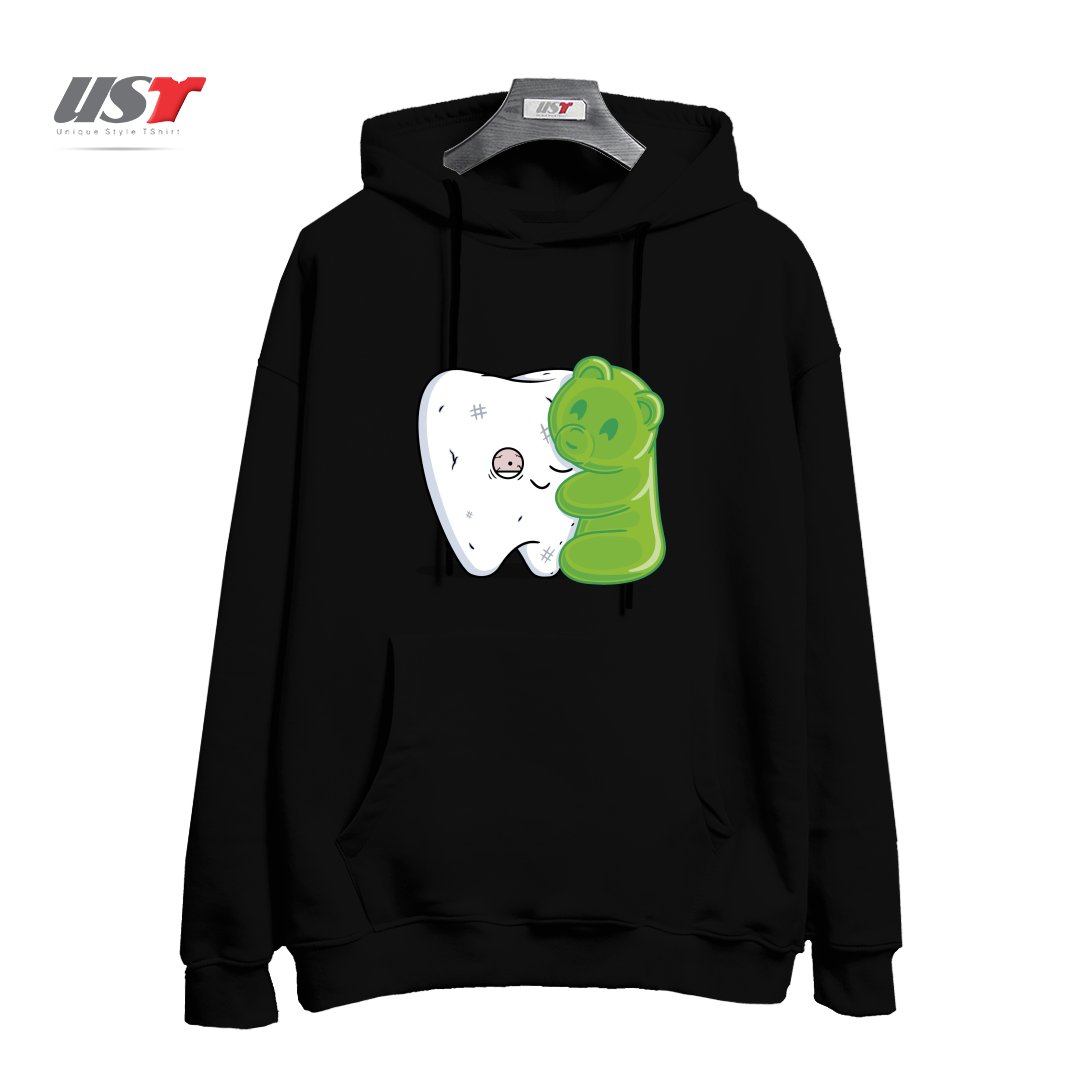 طرح GUMMY HUG! هودی اورسایزرنگ مشکی